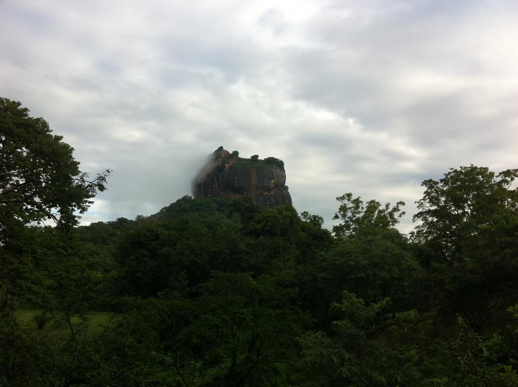 The Nature Park Villa Sigiriya Exterior photo